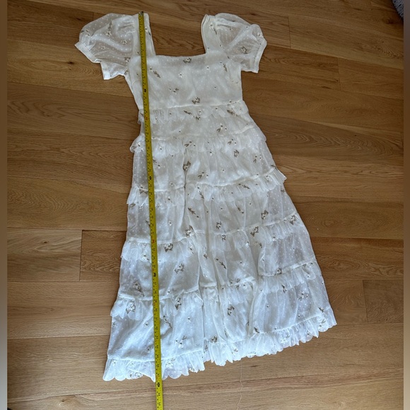 NWT Adelyn Rae Embroidered Scalloped Squareneck Midi Dress - Picture 10 of 11